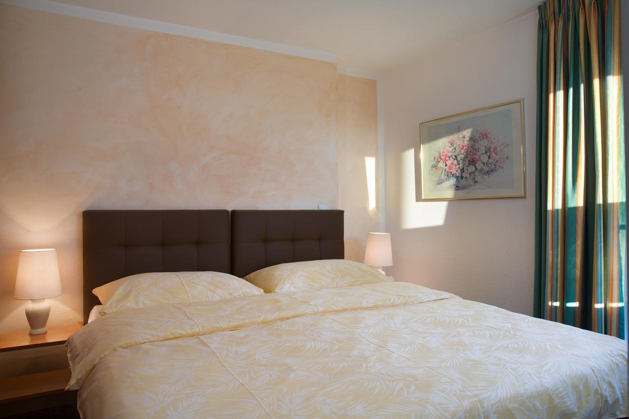 Aparthotel Helvetia Crans-Montana Exterior photo